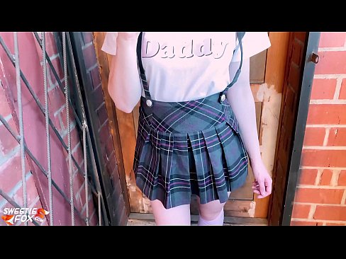 ❤️ 여학생은 그녀의 거시기를 깊이 빨고 수업 대신 성교합니다. 홈메이드 포르노 포르노에서 ko.sexafinkarasskaz.ru