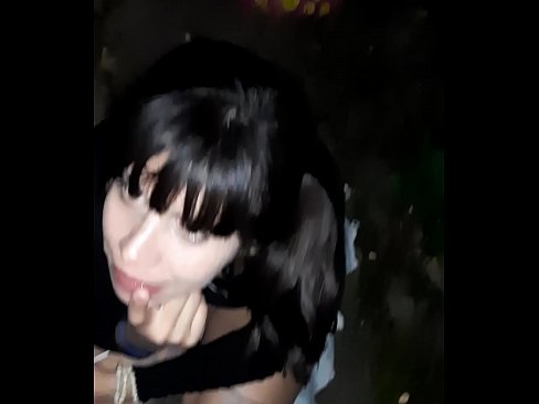 ❤️ 거리에서 사탕과 교환으로 부어오른 페니스 홈메이드 포르노 포르노에서 ko.sexafinkarasskaz.ru